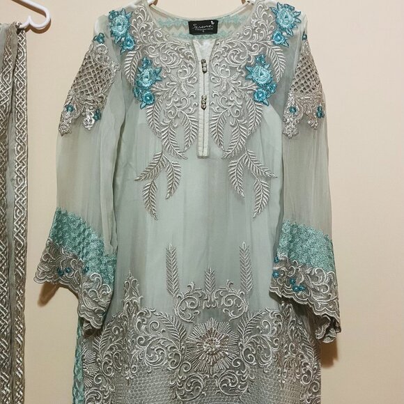 3 Piece Formal Pure Chiffon & Silk Sky Blue Suit - Pakistani/Indian - Picture 1 of 8